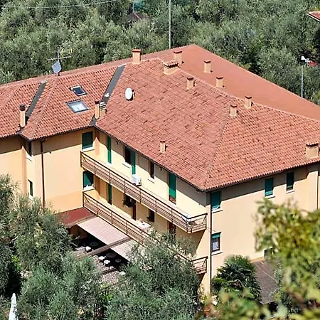 Casa Chincarini 3* 말세진느